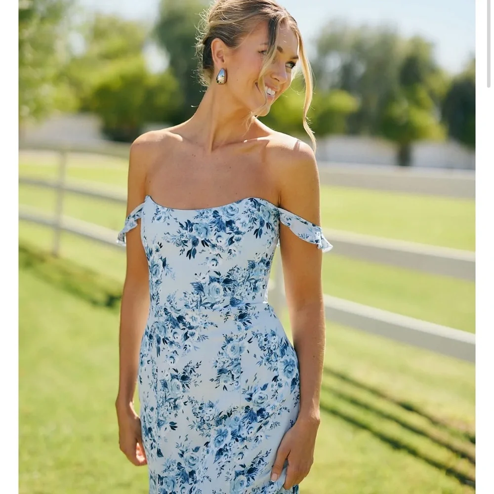 Strapless Floral Dress in Blue Floral - Picture 5 of 7